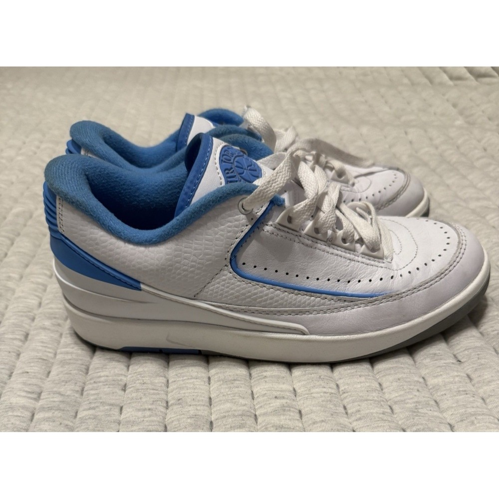 Nike Air Jordan 2 Retro Low Shoes Boys 5.5Y UNC White Lifestyle Sneakers